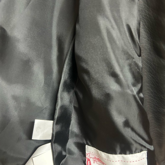 NWOT size 8/10 Disney Cars Lightening McQueen Jacket 95 patchwork black and red - Picture 7 of 11